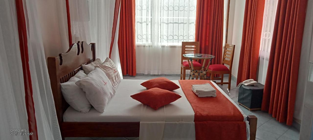 Hotel Windsor-Момбаса Экстерьер фото